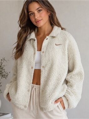 Nike Sherpa Fleece Jacket Cream Size L